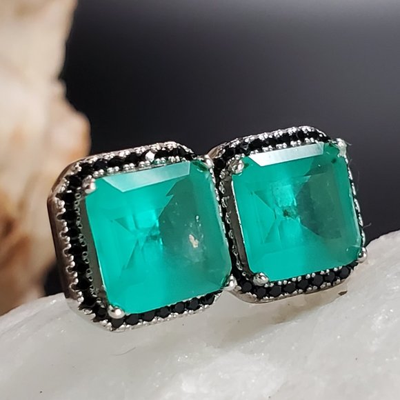 GG Unique Jewelry Jewelry - Solid Silver 925 Earrmgs Natural Blue Chalcedony